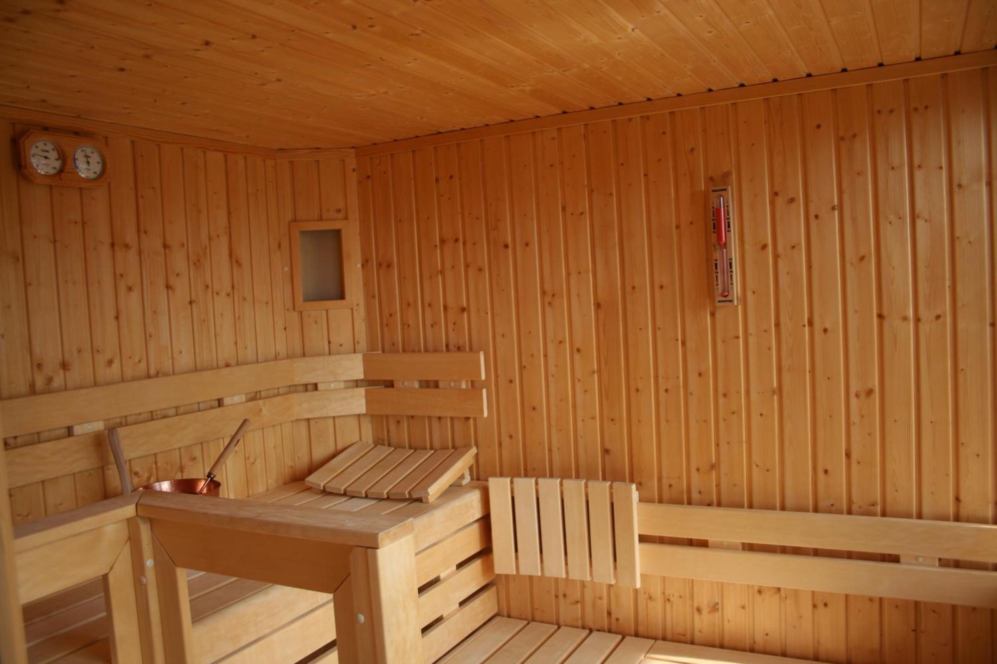 Hotel Margherita Сан-Мартино-ди-Кастроцца Экстерьер фото