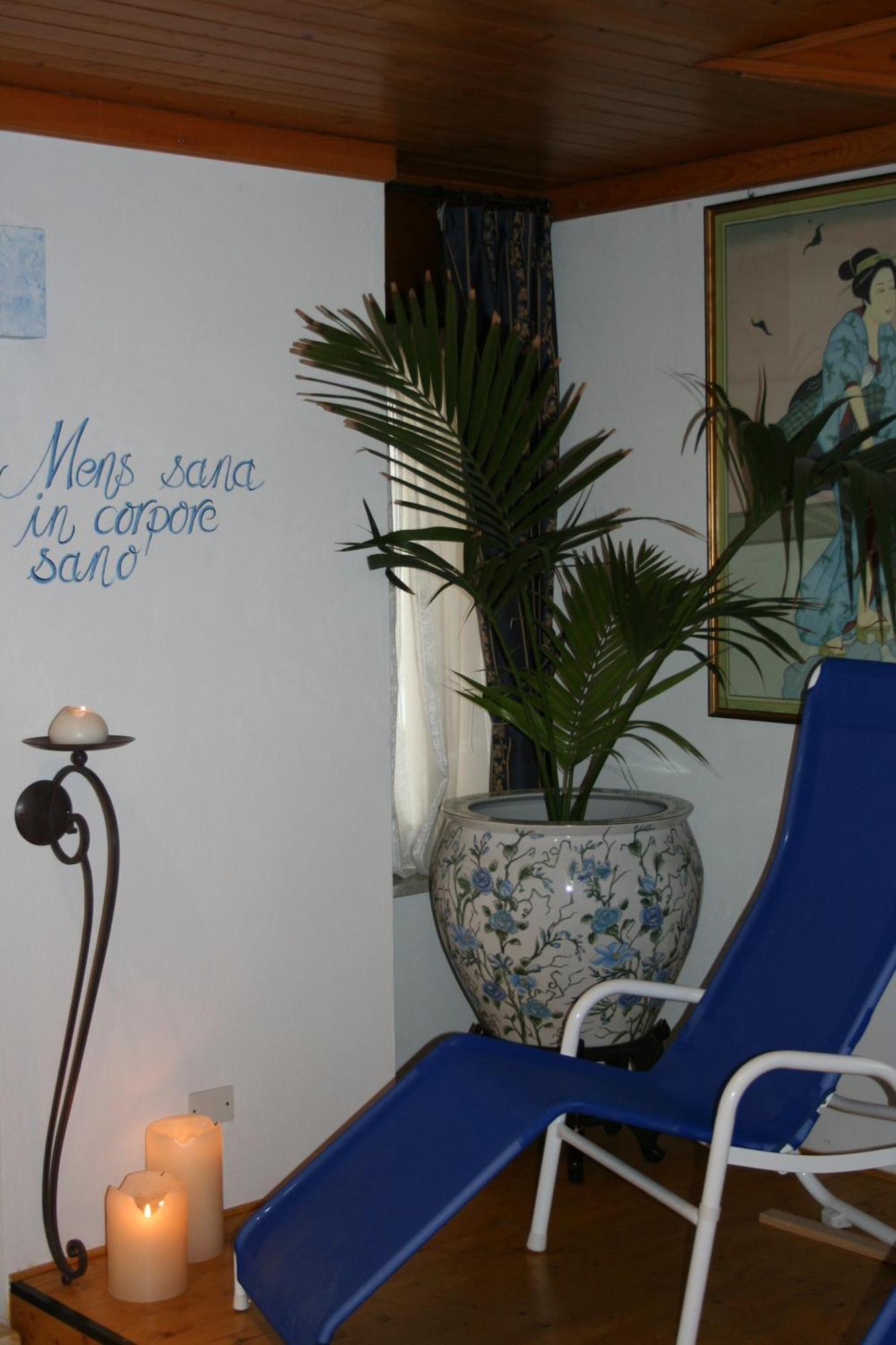 Hotel Margherita Сан-Мартино-ди-Кастроцца Экстерьер фото