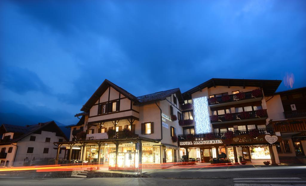 Hotel Margherita Сан-Мартино-ди-Кастроцца Экстерьер фото