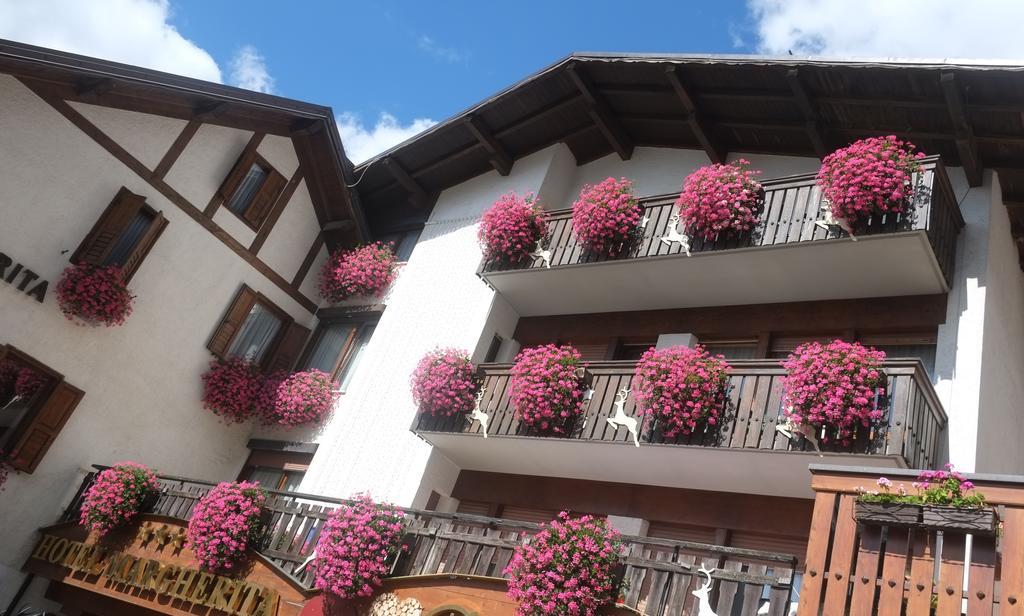 Hotel Margherita Сан-Мартино-ди-Кастроцца Экстерьер фото